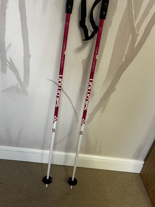 Bete de ski Salamon +100 cm roz