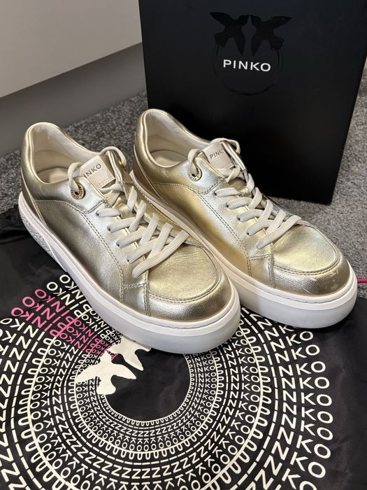 Дамски спортни обувки Pinko- естествена кожа