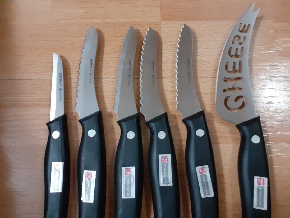 Set 8 cuțite pentru vanatoare
