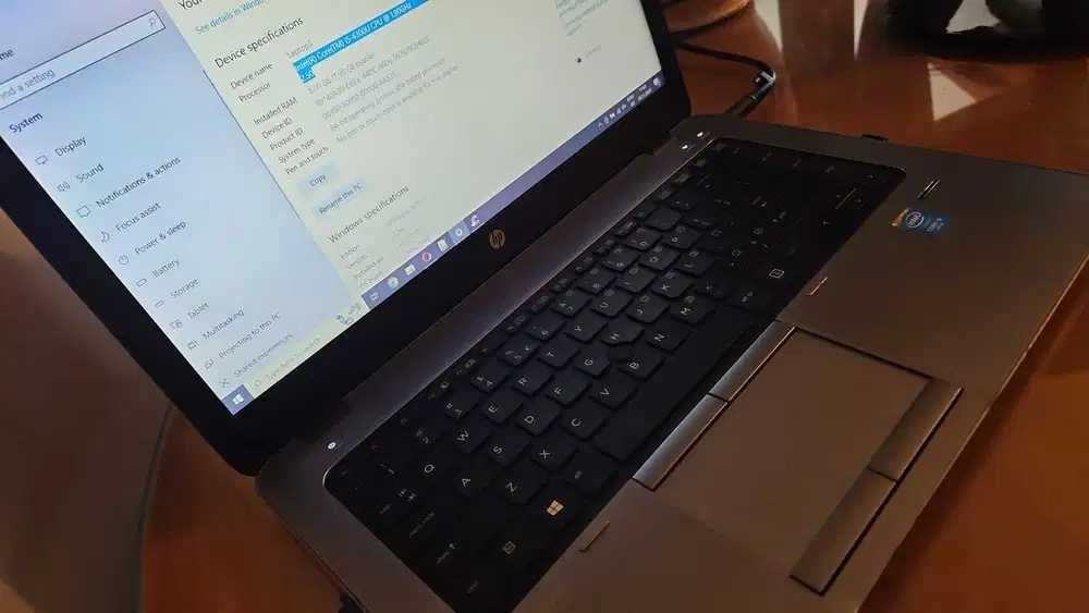 Laptop HP 840 Intel i5 4300 2.50GHz RAM 8Gb SSD 180GB +Docking Station