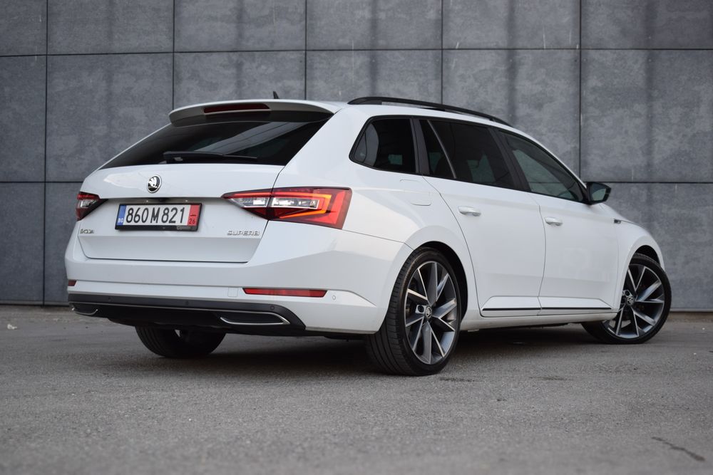 Skoda Superb 2.0 tdi Sportline