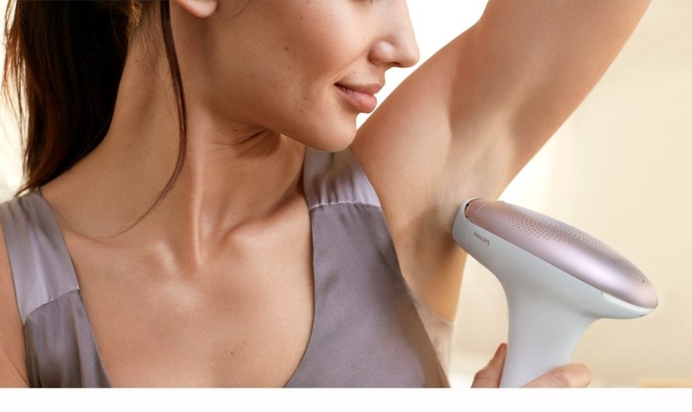 Фотоепилатор Philips Lumea