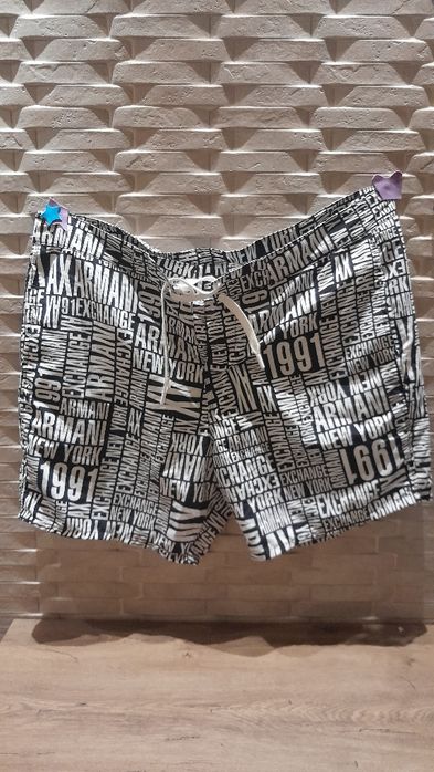 Sort Armani Exchange