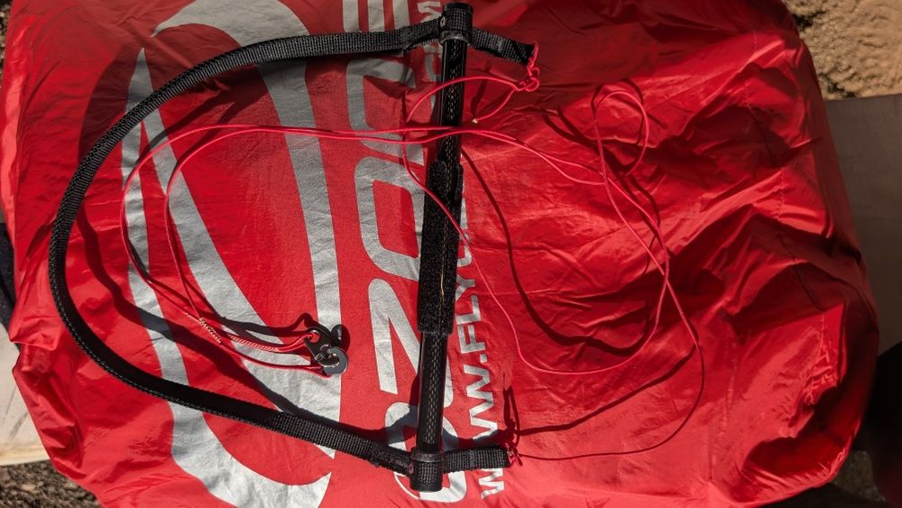 Парапланер , сбруя и запасен за начинаещи 100-130 кг