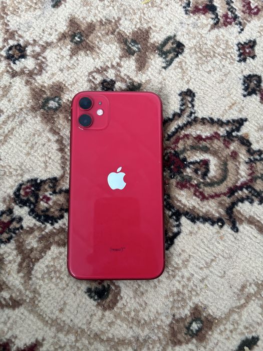 Продаетя Айфон 11