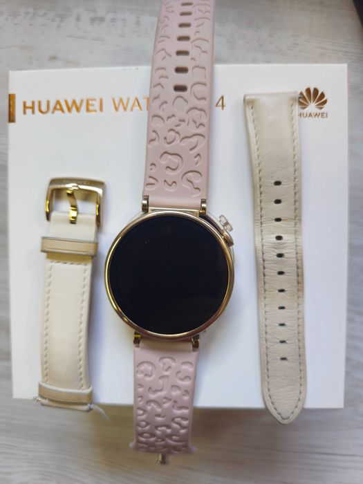 Ceas smart Huawei Watch GT 4, 42mm alb, în stare bună de funcționare.