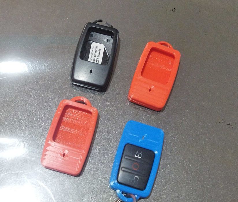 Корпуса пульта дистанционного управления машин, сигнализаций , ворот.