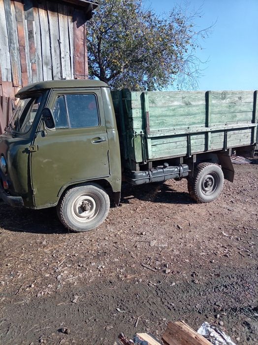 Продам  УАЗ  452