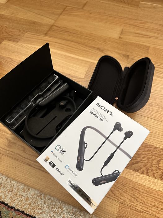 Sony WI-1000XM2 wireless noice cancelling