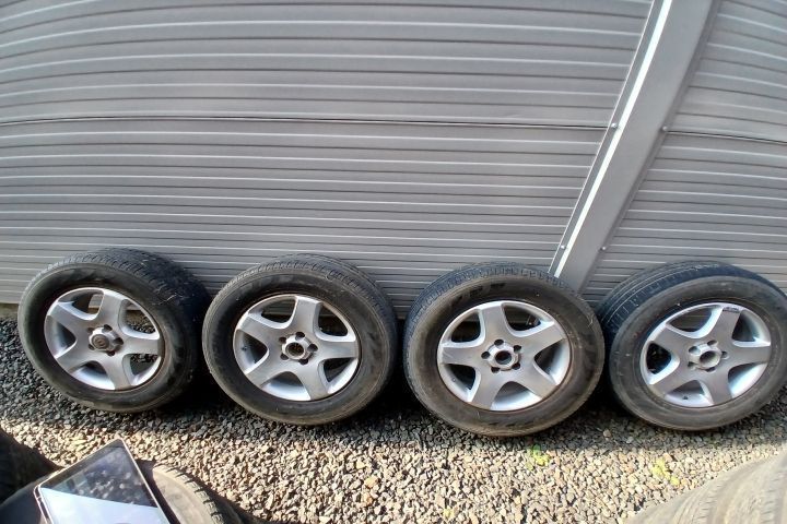 Jante aliaj cu anvelope 17 - set 7L6601025E 235/65 R17 7.5JX17H2 7L66