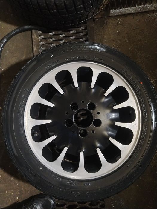 Продам комплект шины Dunlop