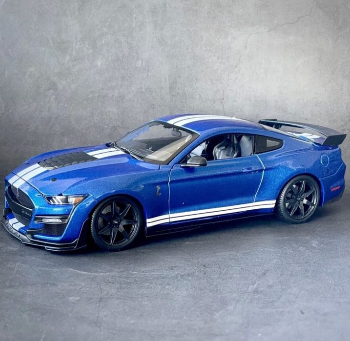 Оригинал Ford Mustang Shelby GT 500 1:18 железная масштабная - Доставк
