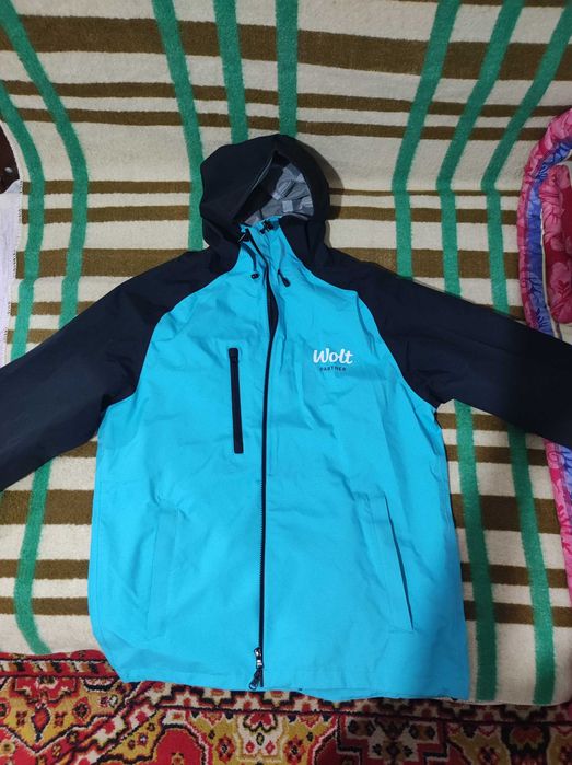 Продается куртка wolt