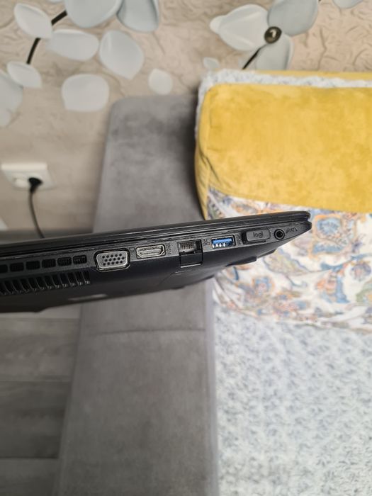 Laptop Asus i5 4th gen 8gb ssd 256gb nvidia gtx 850m 2gb 15,6"led slim