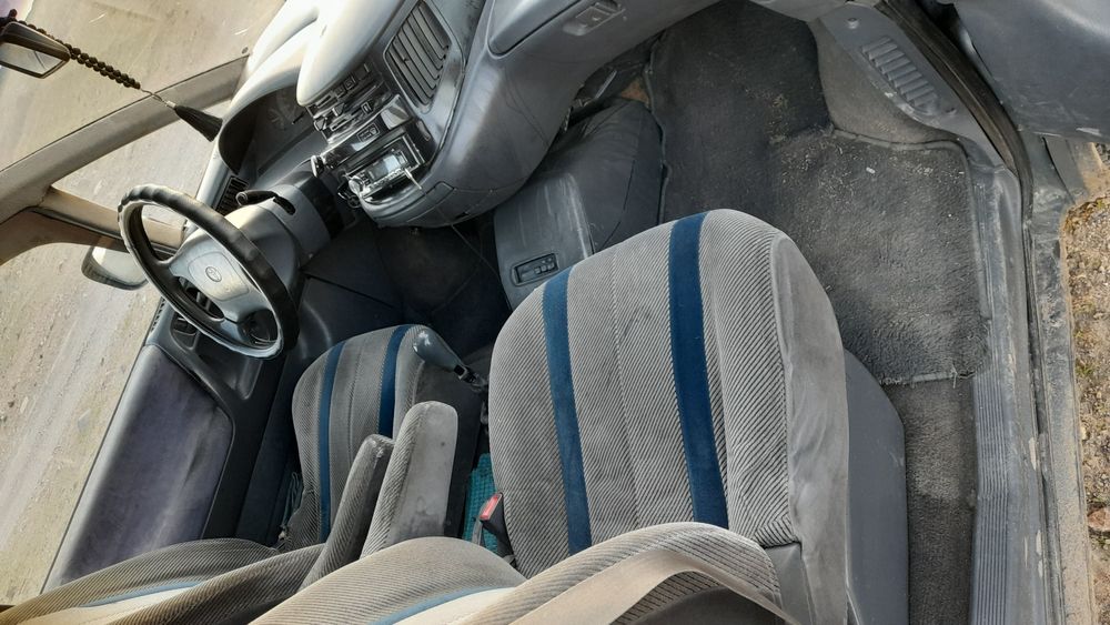 Тойота превия сатылады