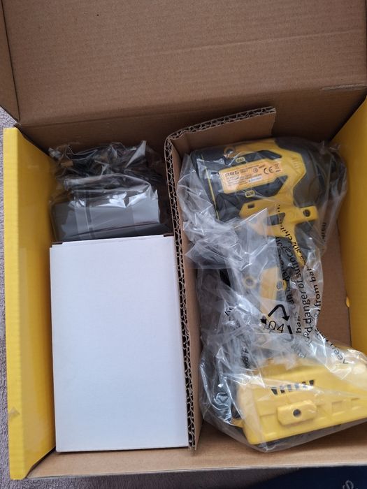 Продам шуруповерт новый