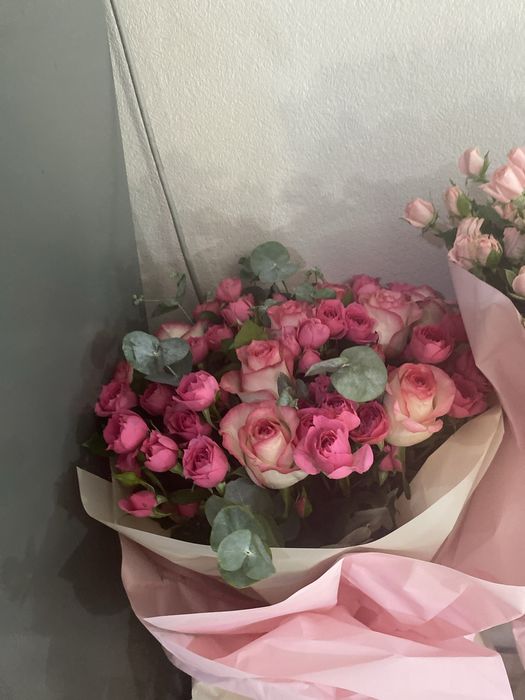 Цветы свежые продам .срочно
