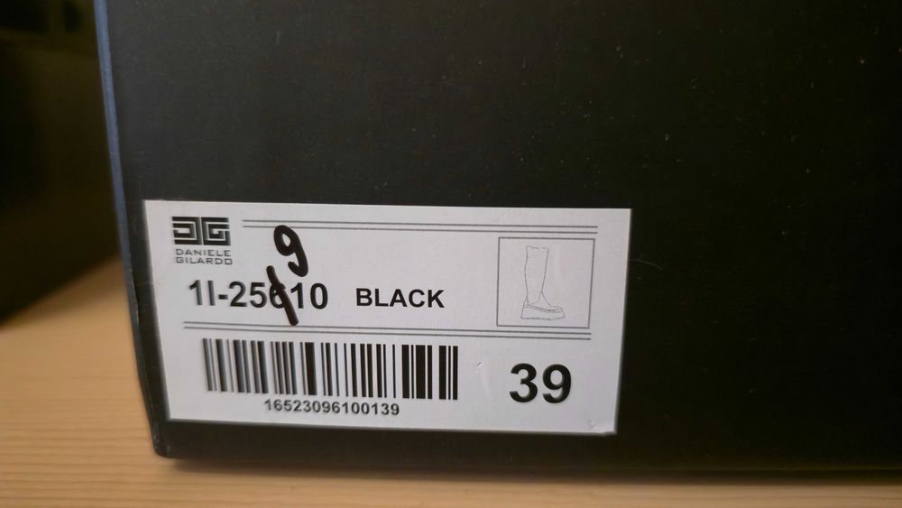 Дамски ботуши/чизми на стабилна и удобна платформа от естествен велур