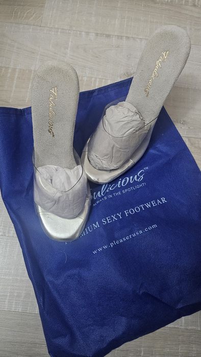 Pantofi competiție Bikini noi