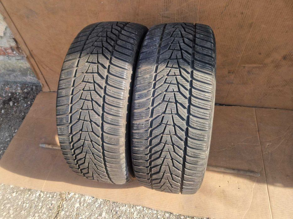 2 Hankook R19 235/45
Зимни гуми 
DOT3420