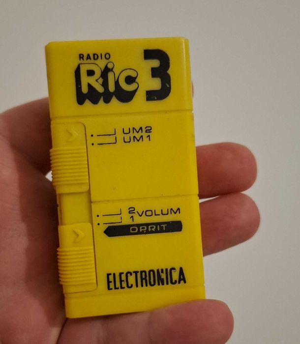 Radio vechi RIC 3 - fabricat la Electronica - vechi - colectie - comunist - vintage - retro