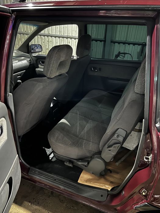 Mitsubishi Space Wagon