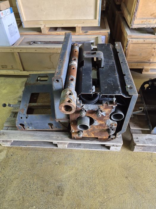Уширители плиты асфальтоукладчика Volvo, ABG