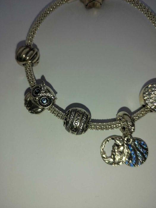 100% оригинална гривна PANDORA с 6 талисмана - твърда