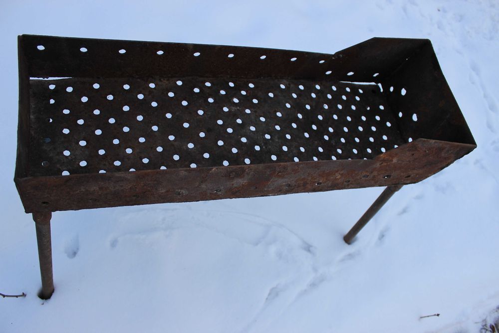 Небольшой мангал для дачи