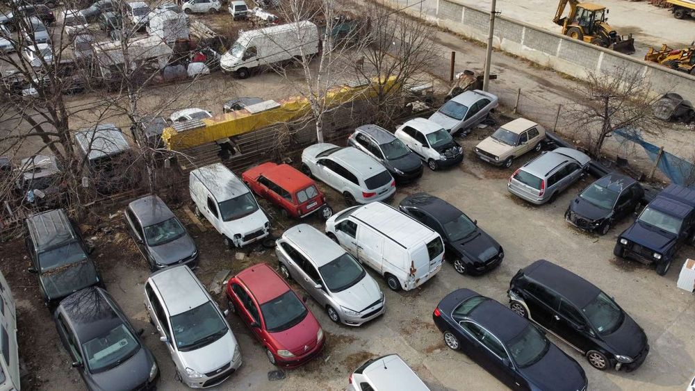 Дава се под наем Промишлена сграда в Дупница - 2680 кв.м за 1595.79 € - Снимка #5
