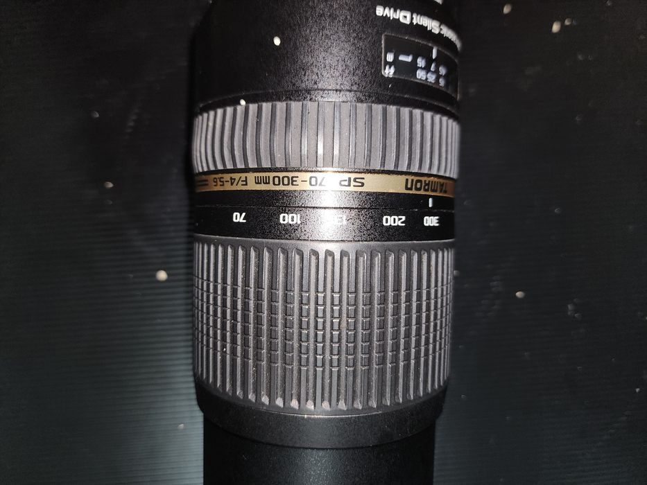 Объектив Tamron 70-30