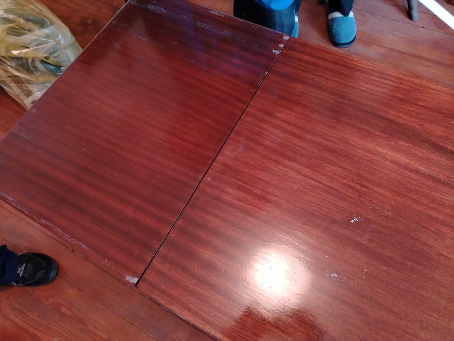 Маса холна/ за хранене