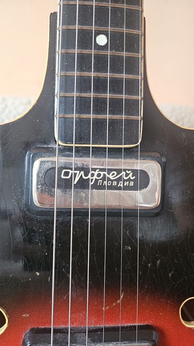 Ретро Китара Орфей