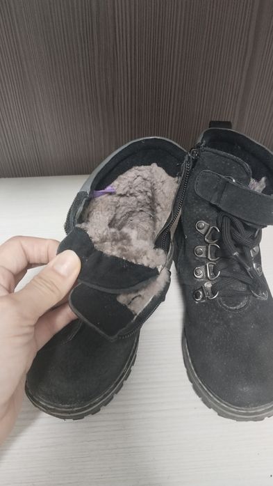 Продам зимнюю обувь для мальчика