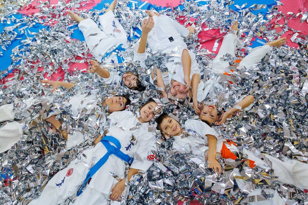 Фолиева дискотека под - продажба, наем, парти с аниматор