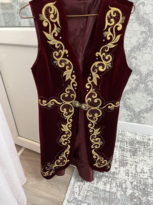 Национальная казахская одежда