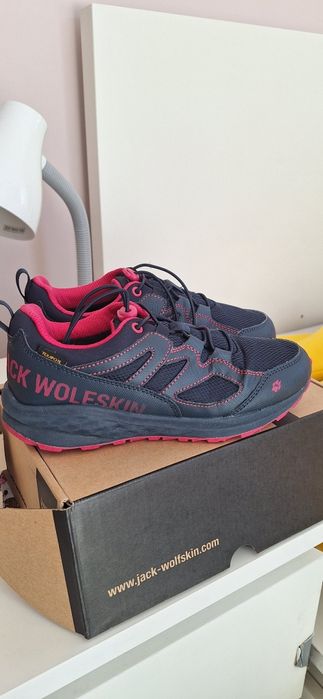 Маратонки JACK WOLFSKIN, 34 номер