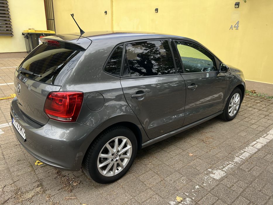 VOLKSWAGEN Polo 2012 — imagine 3