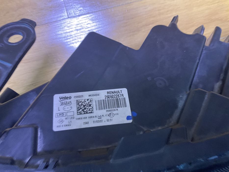 Far Dacia Duster 2021-2024 Y dreapta,stanga