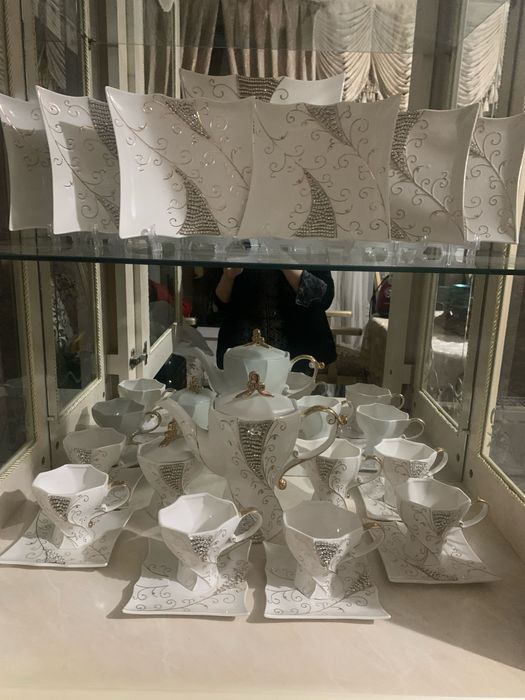 Xiyoy chinni servizi yangi