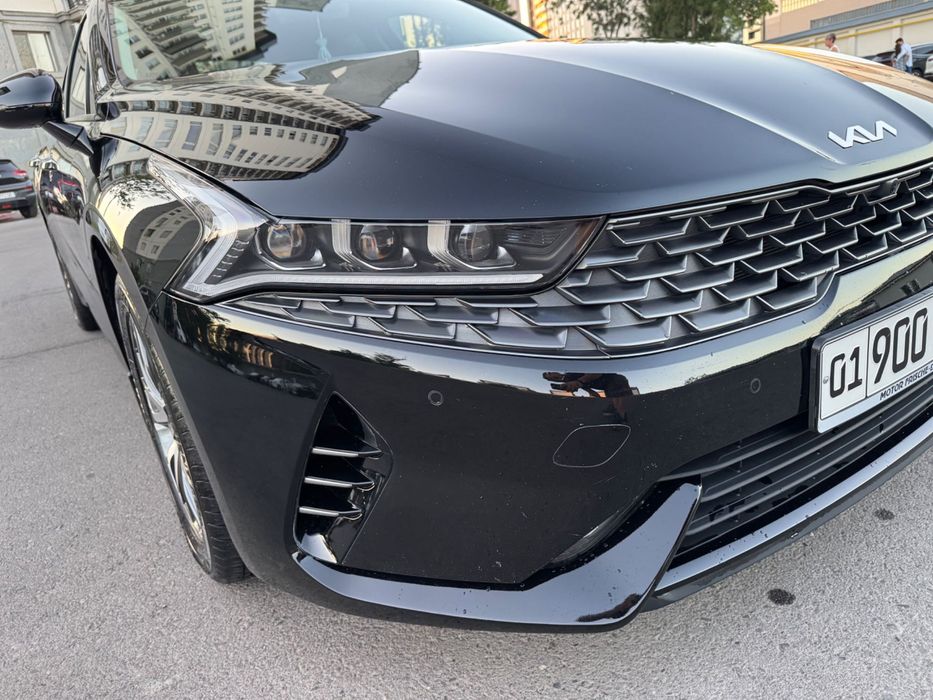 Kia k5 черный цвет