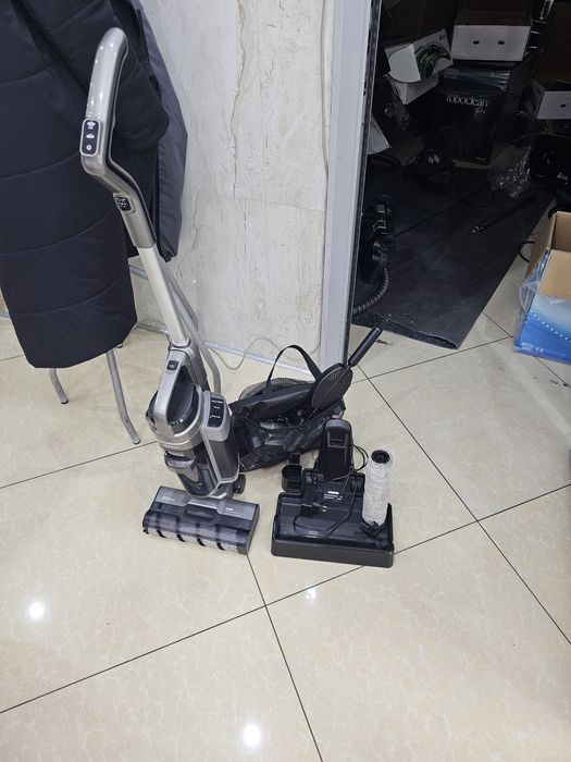 вертикальный пылесос