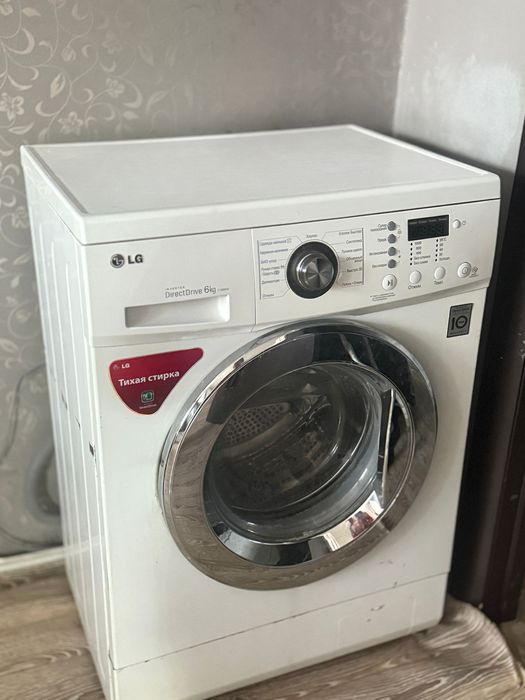 Продам стиральную машину LG