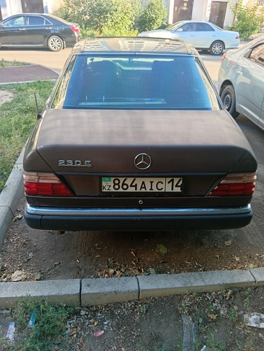 Продам Мерседес 230E w124