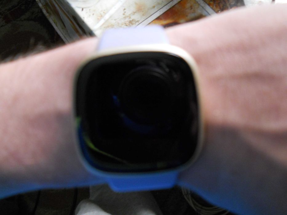Ceas Fitbit Versa 3