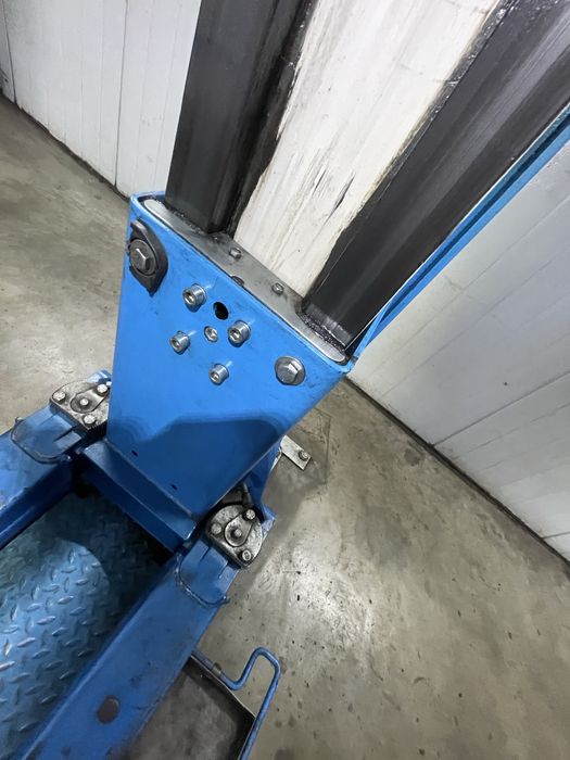 Elevator de vanzare  Ravaglioli Italia 2.7 tone