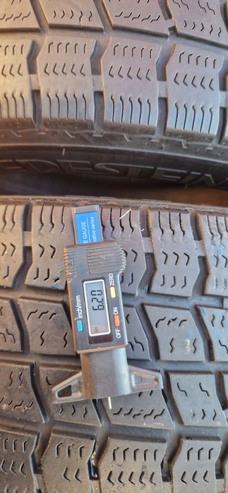 2 Anvelope Vredestein 215 65 R16C M+S . Dot 2020