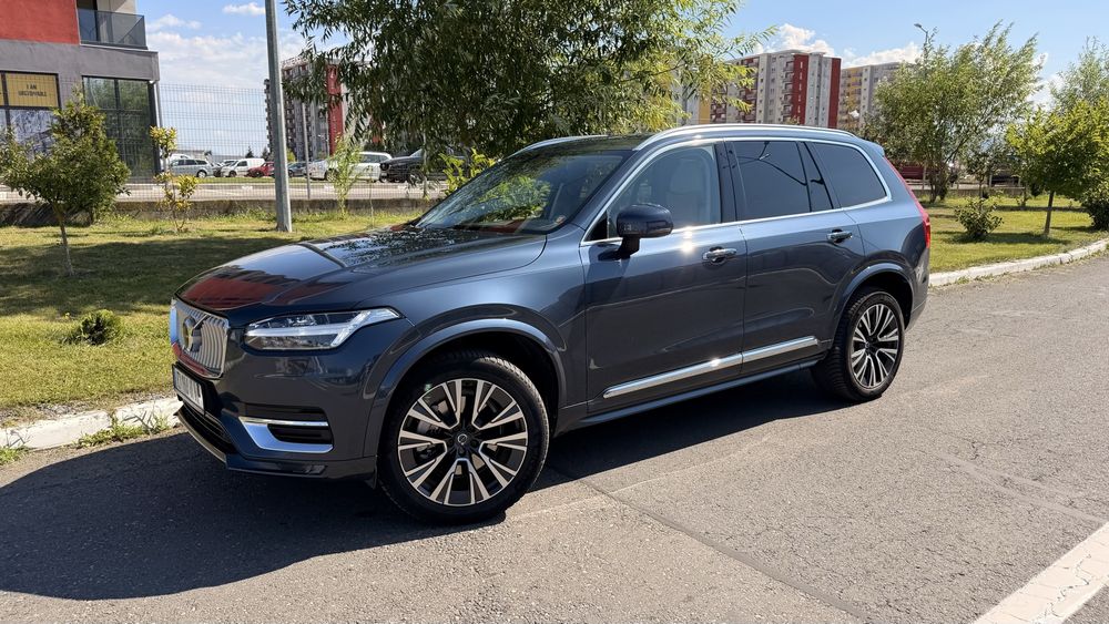 Volvo XC 90 B5 MHEV AWD 5 locuri 272 cp 4x4