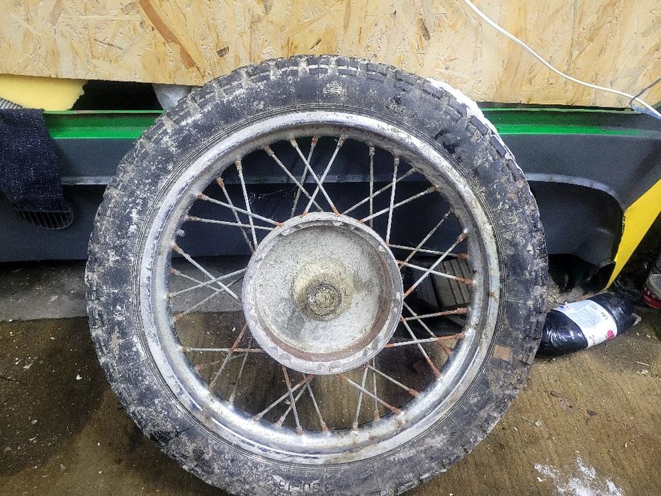 Продам колесо на мотоцикл иж