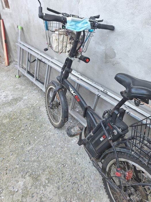 Vând biciclete electrice